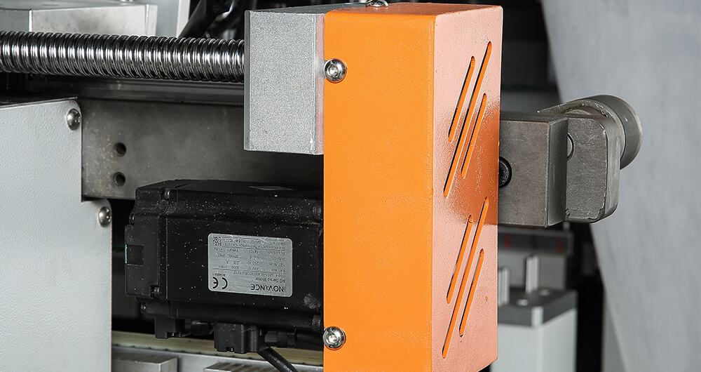 伺服传输定位装置